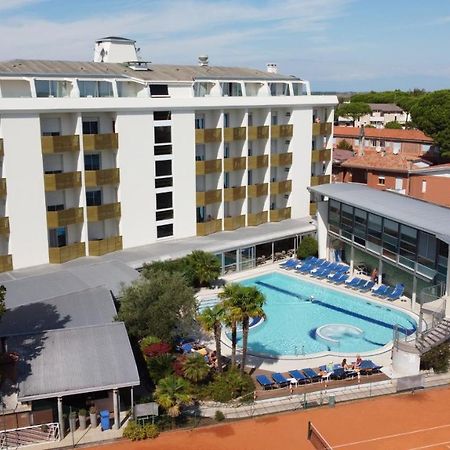 Grand Hotel Esplanada Bibione Exterior photo